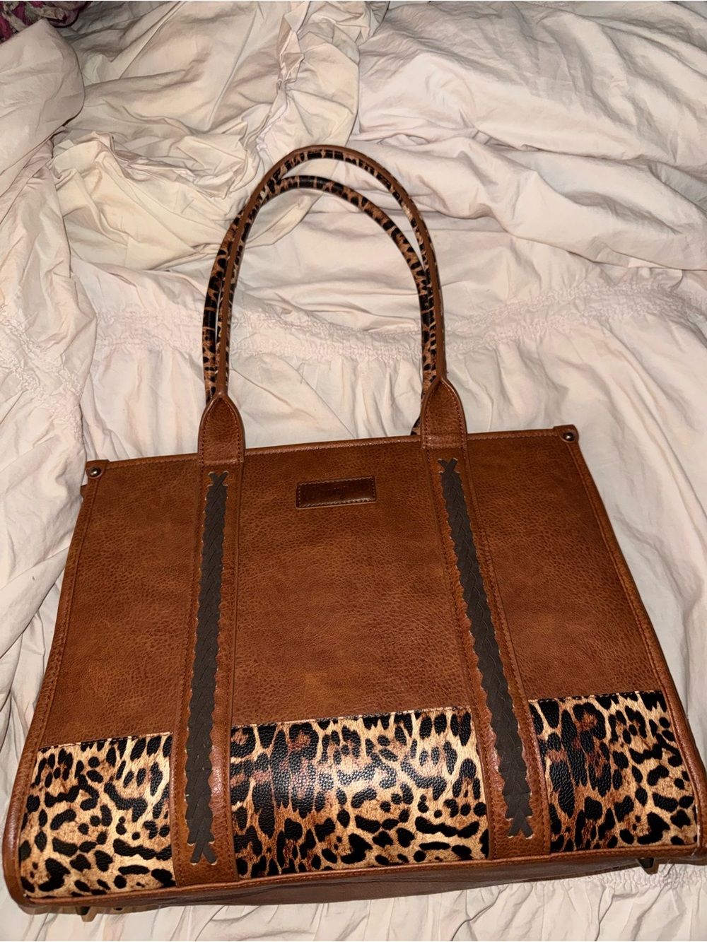Wrangler Brown Tote with Leopard Accent